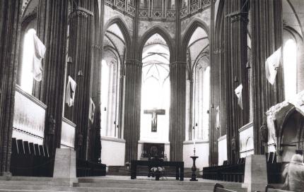 1986002 bis 1986007 - Ausstellung in der Petri Kirche